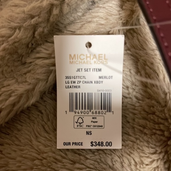 Beautiful Michael Kors Crossbody! - Picture 7 of 7